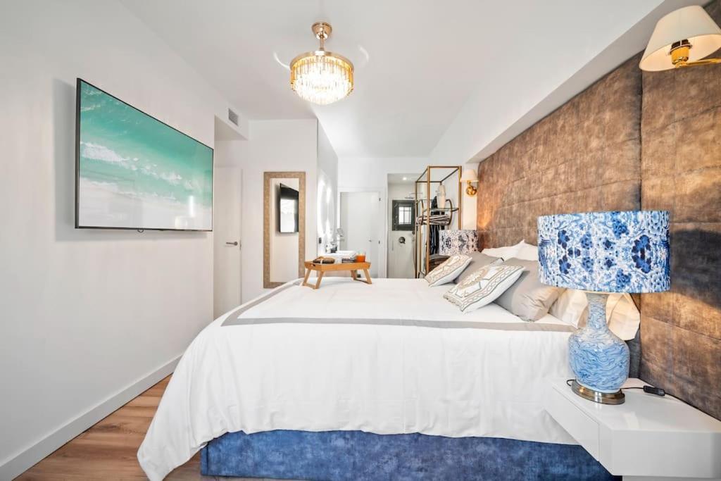 Puerto Banus Luxurious Apartment In The Heart Of The Port Marbella Eksteriør bilde
